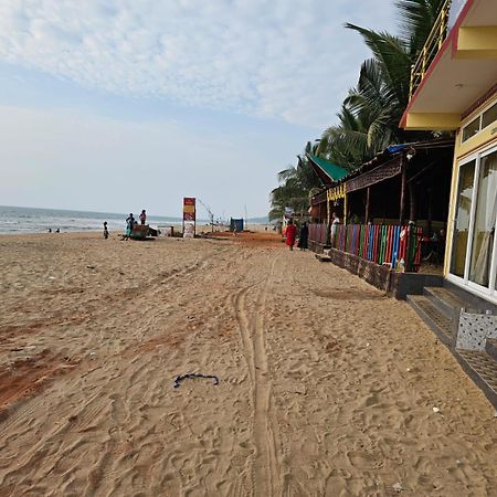 Livin Waves Beach Stay And Cafe Gokarna  Exterior photo